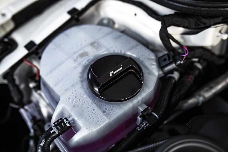 RacingLine Billet ENSEMBLE COMPARTIMENT MOTEUR 2.0TSI MQB