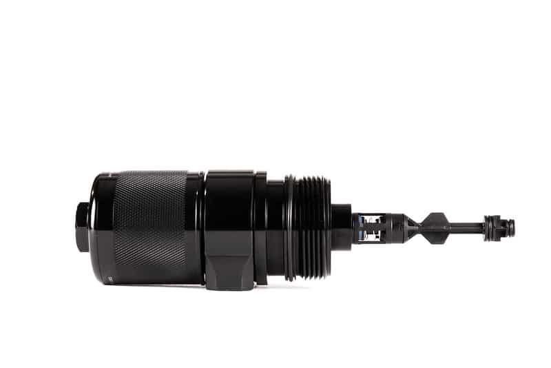 Refroidisseur d'huile RacingLine MQB 2.0TSI VW Golf 7/8 GTI/R, Leon Cupra, A3/S3 8V/8Y etc.