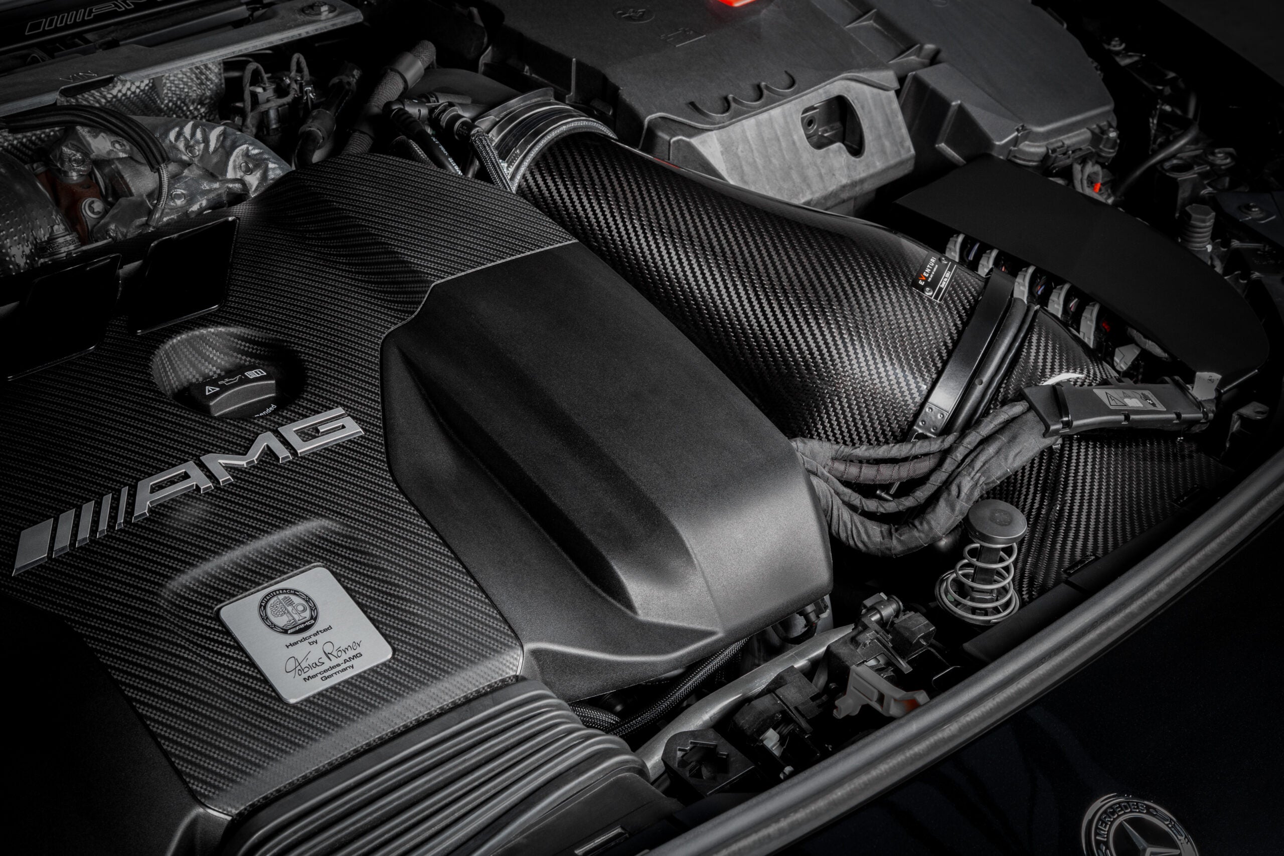 Eventuri Karbónový vzduchový vstup Mercedes A45, GLA45, CLA45 AMG (W177/C118)