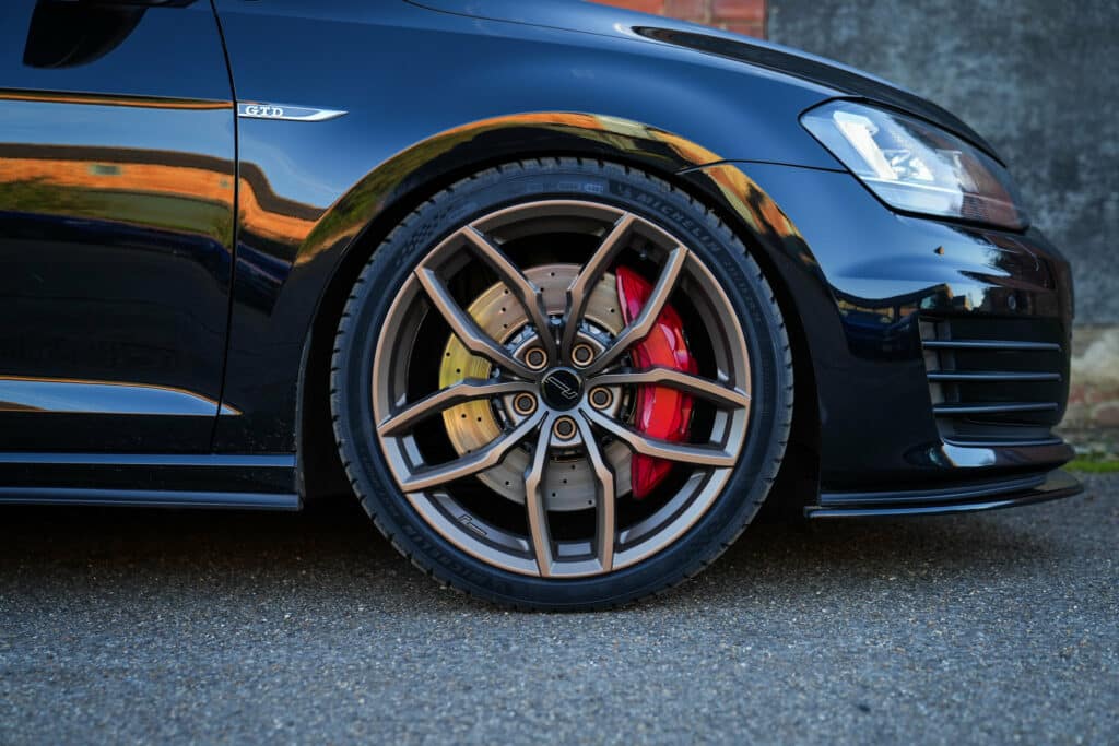 Jeu de jantes Racingline R360 5x112 19″