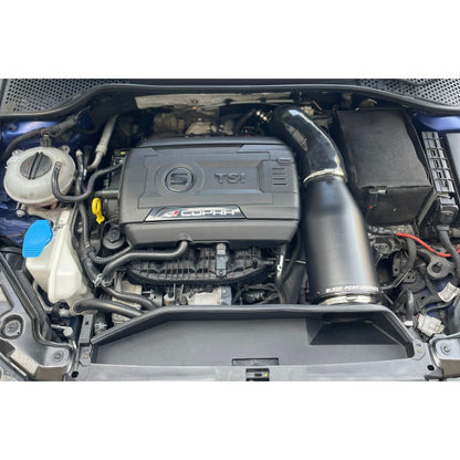 Blaze RACE V2 Kaltlufteinlass &amp; Turboeinlass MQB 1.8/2.0TSI VW Golf MK7 GTI/R, S3, 5F Cupra usw.