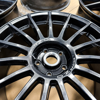OZ Custom Superturismo Evoluzione Gloss Anthracite 5x112 19″ Felgensatz