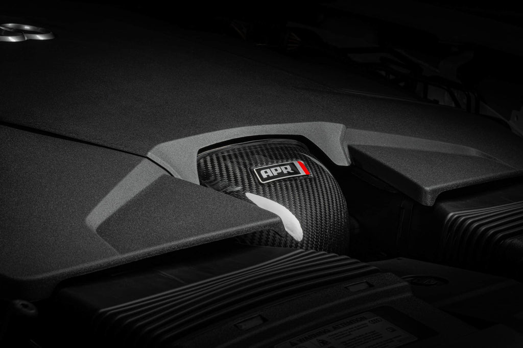 APR Karbónový vzduchový filter Audi Q7, Q8 55TFSI/60TFSI, Porsche Cayenne, Bentley Bentayga 3.0 V6