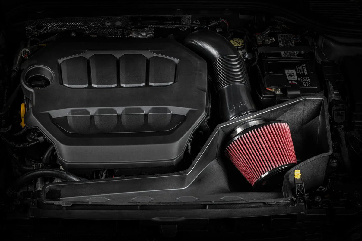 Kompletní systém sání vzduchu APR MQB 1.8/2.0TSI EA888.3 VW Golf MK7 GTI/R, S3, Leon 5F Cupra atd.