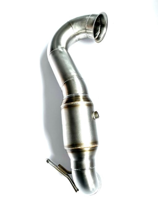 Opgraderings-downpipe til Mercedes A45 W176, CLA45 C117, GLA45 AMG X156