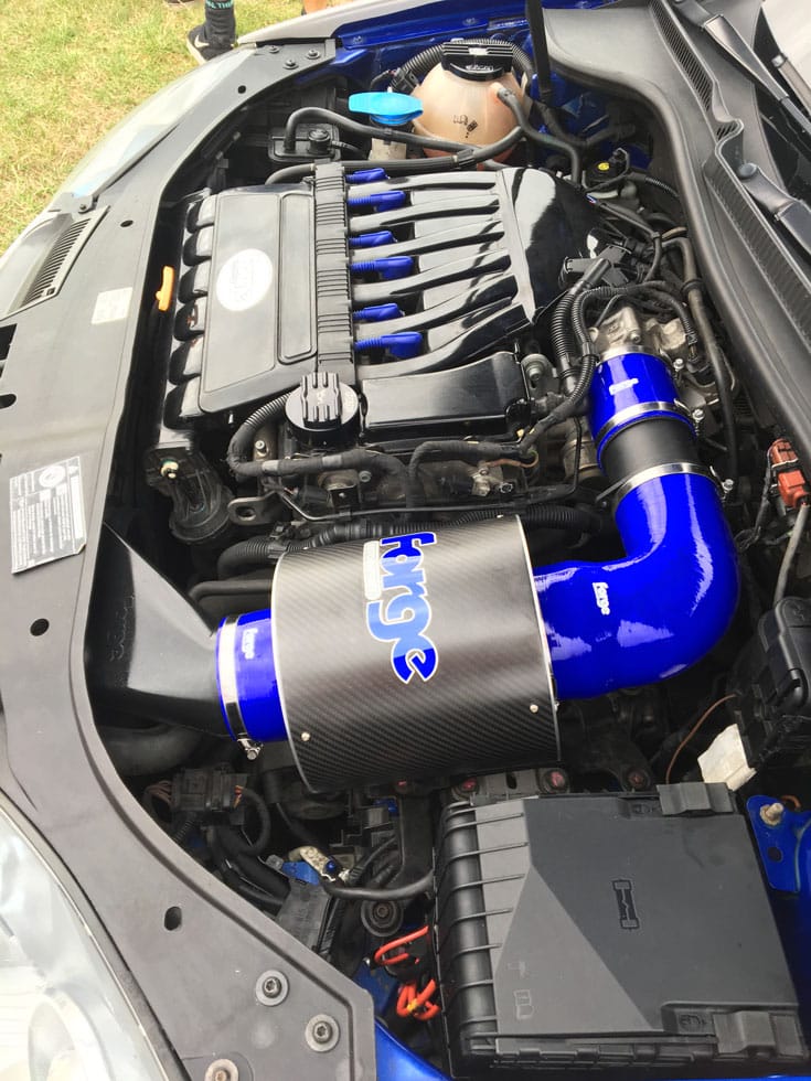 Prise d'air en fibre de carbone Forge Motorsport pour VW Golf MK5 R32