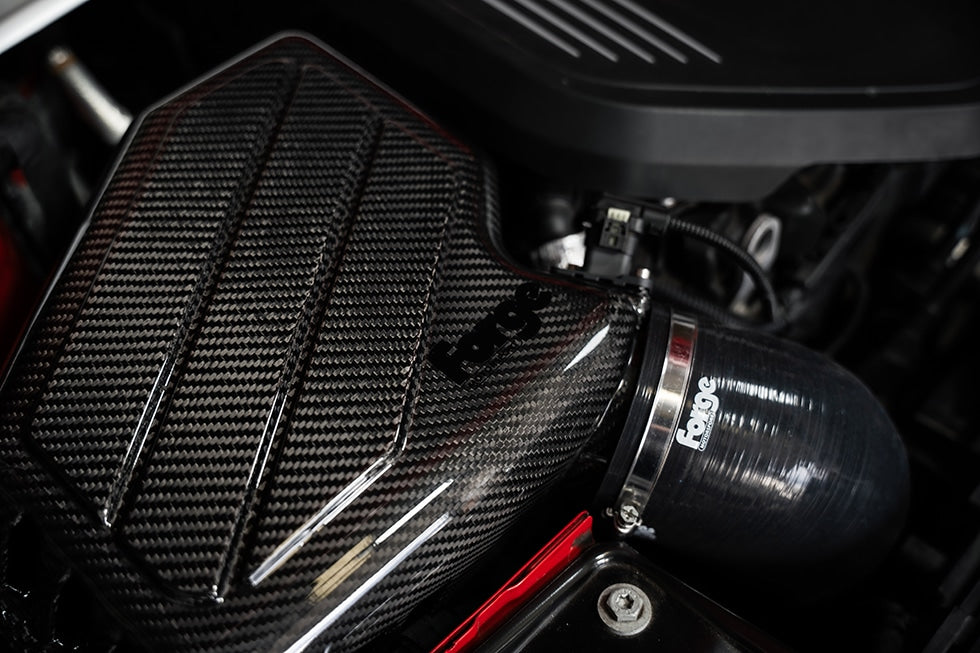 Forge Motorsport Carbon Fiber Luchtinlaat BMW B58 M140i, M240i, M340i, 440i