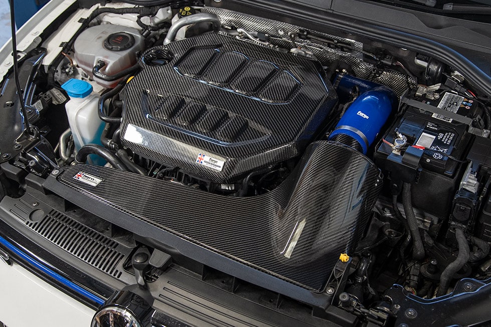 Forge Motorsport Carbonfaser-Motorabdeckung VW Golf MK8 GTI/R/Clubsport 2.0TSI