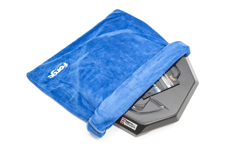 Capot moteur en fibre de carbone Forge Motorsport pour VW Golf MK8 GTI/R/Clubsport 2.0 TSI