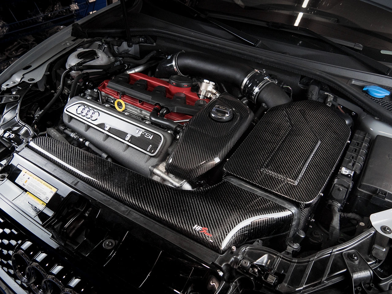 HF-serie kolfiber luftintagskit 2.5TFSI Audi RS3 8V, TTRS 8S 367/400HK
