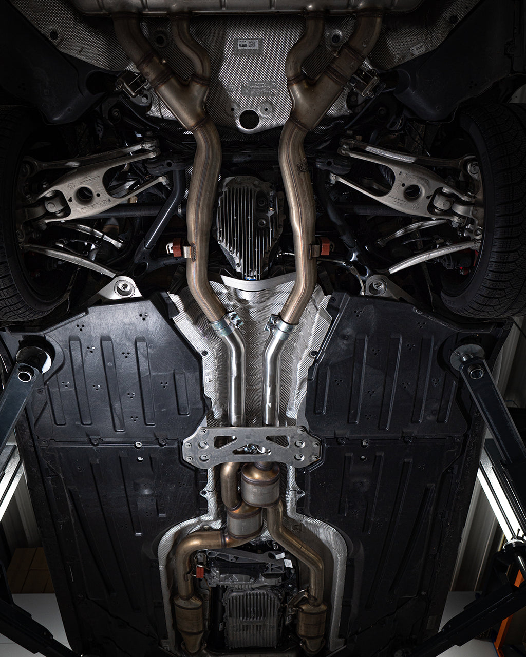 Bull-X Non-Resonated Middendemper Replacement Pipes BMW M3 + M4 G80/G82 incl. Competition