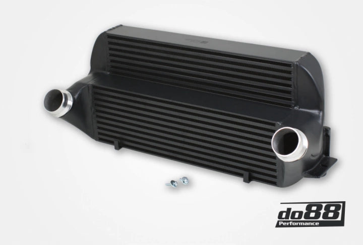 Zestaw intercoolera DO88 do BMW M135i, M235i, M2, 335i, 435i F20/F30/F87 itd.