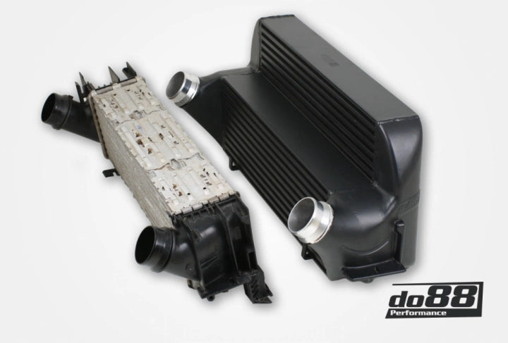 Zestaw intercoolera DO88 do BMW M135i, M235i, M2, 335i, 435i F20/F30/F87 itd.