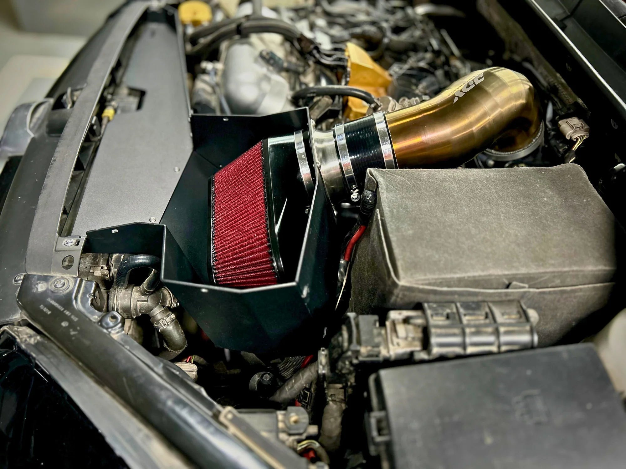 JDY Titanium Luchtinlaat 2.0TSI MQB VW Golf MK7 GTI/R, S3, Leon 5F Cupra etc.