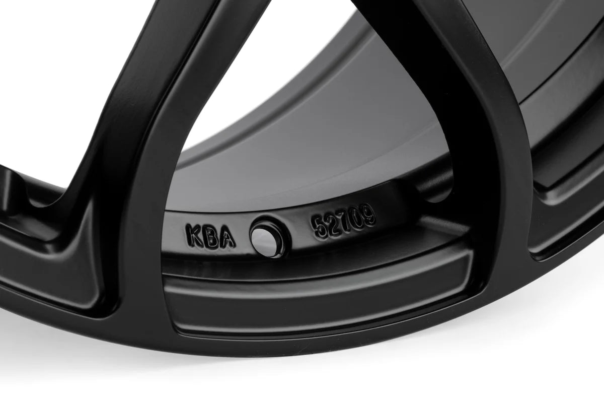 APR A01 Flow Formed 20" 5x112 ET42 F מת