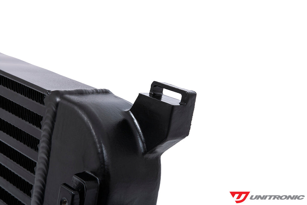 Unitronic komplet sprednjega intercoolerja 1.8/2.0 TSI Gen3 MQB