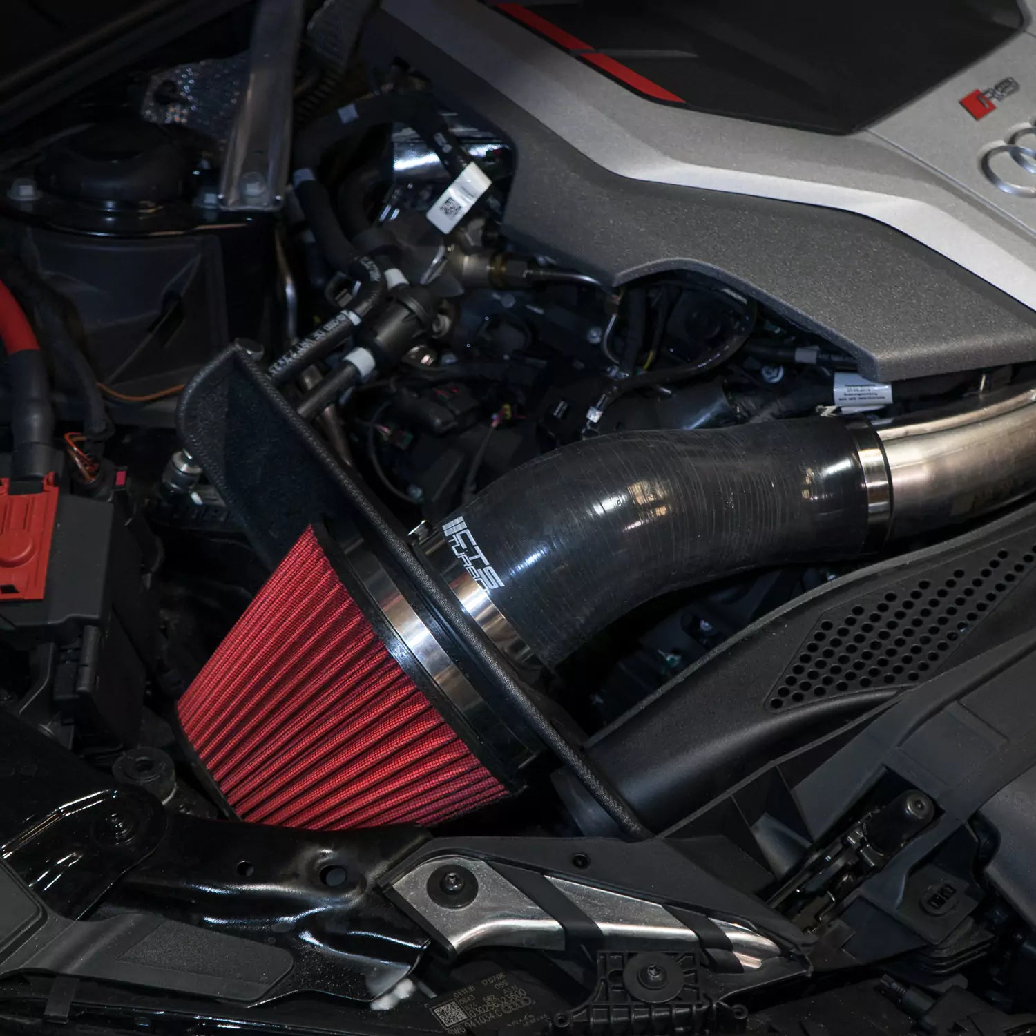 CTS Turbo hladni usis vazduha za Audi A4, A5, S4, S5, RS4, RS5 2017-2021